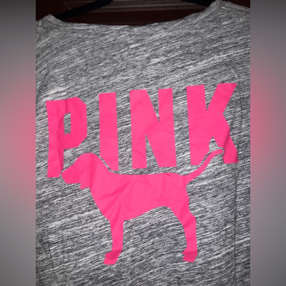 Victoria's Secret Heather Gray Tee with Pink Logo - Picture 1 of 5
